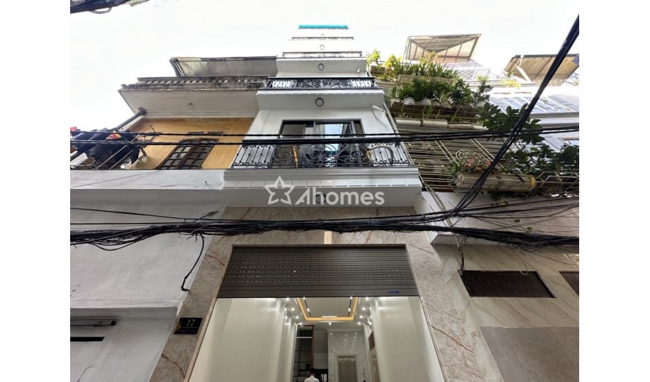 10tỷ có nhà xây mới 6T thang máy, phân lô oto vào nhà